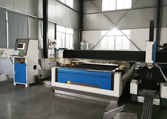 qualité  2KW-40KW Tube and Plate Integrated Fiber Laser Cutting Machine usine
