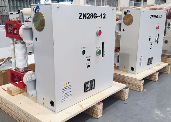 C.A. triphasé 50HZ 12KV de disjoncteur à haute tension du vide 50KA à 4000A