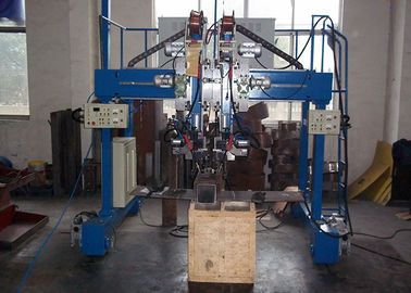 Type fait sur commande de soudure de portique de machines de CO2 torche de double pour le tube rectangulaire en acier