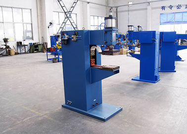 Machine pneumatique de soudage par résistance de projection de tache pour le boulon de couvercle à visser d'écrou