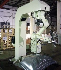 Axe 6 industriel de parties du corps de système robotique des véhicules à moteur de coupe avec la source de Plama