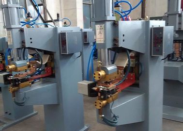 Machine automatique spéciale de soudage par résistance pour la perte de puissance faible de charnière de porte