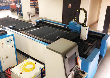 Découpeuse en acier de laser de commande numérique par ordinateur de FL-3015-2000W, découpeuse de commande numérique par ordinateur de Tableau d'échange automatique
