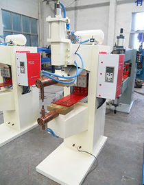 C.C pneumatique 300-800kg 50Hz 60HZ d'inverseur de machine de soudage par résistance de tache