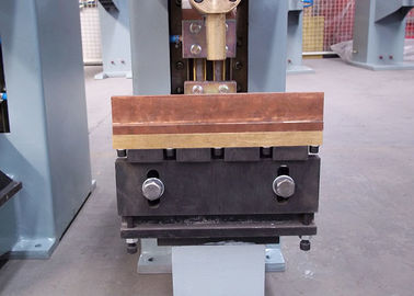 Machine pneumatique 25~150KVA de soudure continue de série spéciale de DN avec vers le bas l'électrode mobile