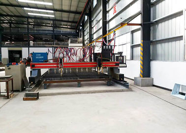 Type flamme du portique CNC5-4000X14000 de bande et découpeuse tête multi de plasma