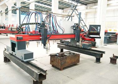 Type de portique plasma de commande numérique par ordinateur et découpeuse automatiques de flamme avec les torches multi de bande