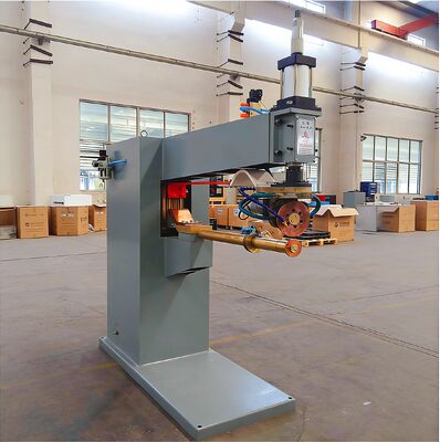 La série FN résistance machine de soudage à couture circulaire 35~160KVA