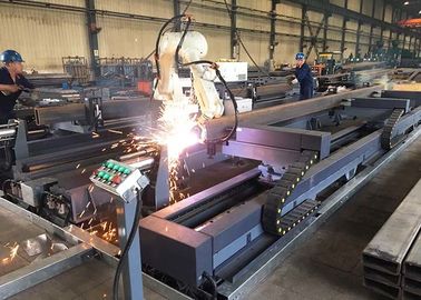 Station de coupe de plasma de robotique de série de RCS pour de longs produits en acier avec Hypertherm MAXPRO200