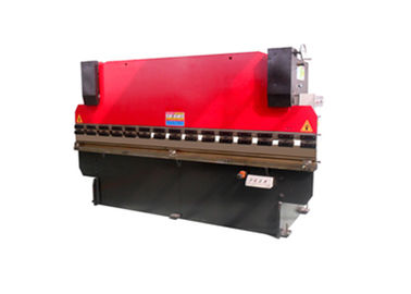 Machine de soudure automatique relative solaire de chauffe-eau pour la chaîne de production complète